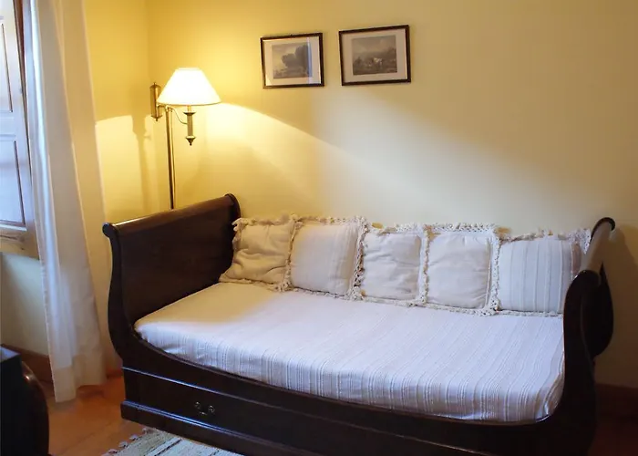 Quinta De Canhoes Kır Evi *